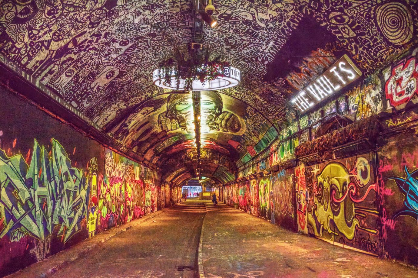 Vaults-graffiti-Waterloo-London-2828-30032022