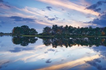 Hatchet-Pond-Hampshire-reflections-sunset-autumn-8827-15112023