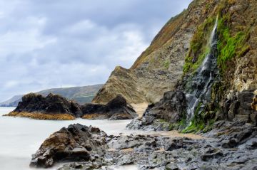 Waterfall-cliffs-rocks-seaweed-Tresaith-Ceredigion-Wales-4775and4777-22092022